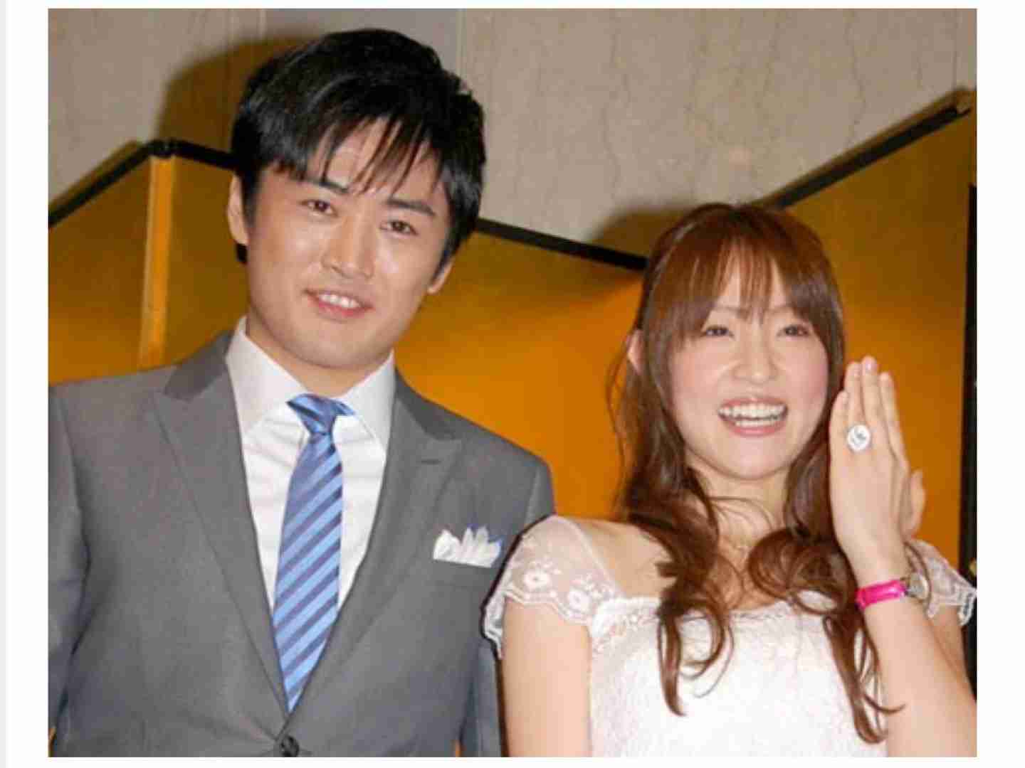 色んな芸能人の結婚会見が見たい Part3