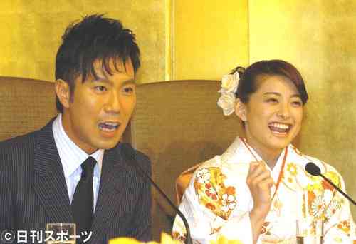 色んな芸能人の結婚会見が見たい Part3