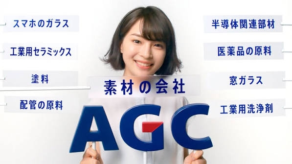 芸能人に数千万円を払ってCMを放送するなら私たち社員の給料を上げてほしいです。