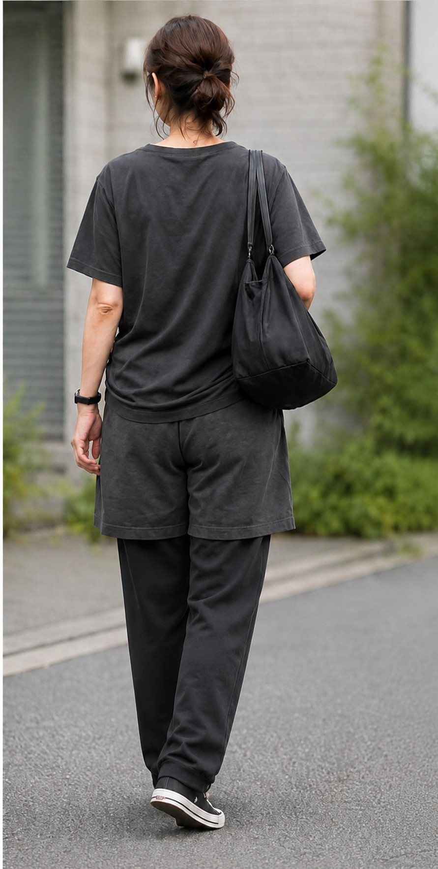 お出かけでスウェットセットアップ