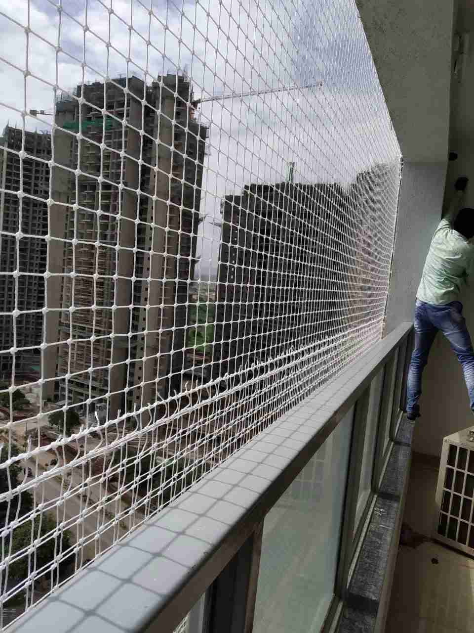 【速報】マンション11階付近から“4歳~5歳くらい”の男児が転落 意識不明の重体 東京・北区