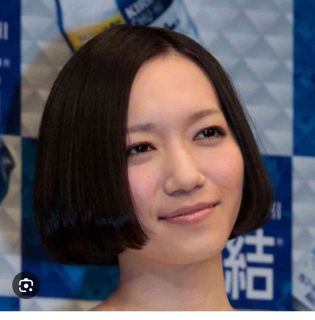ショートヘアの人、ちょっと来てくれませんか?