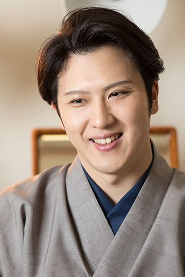 デパートで働いてそうな芸能人の写真と売り場紹介 【Part2】