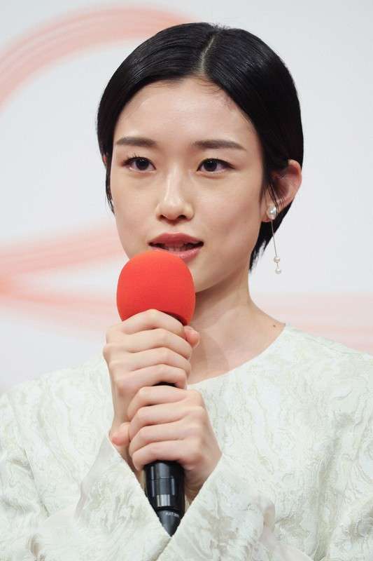 河合優実、石原さとみ主演ドラマ「ポリティカルパン」で大物政治家の娘に
