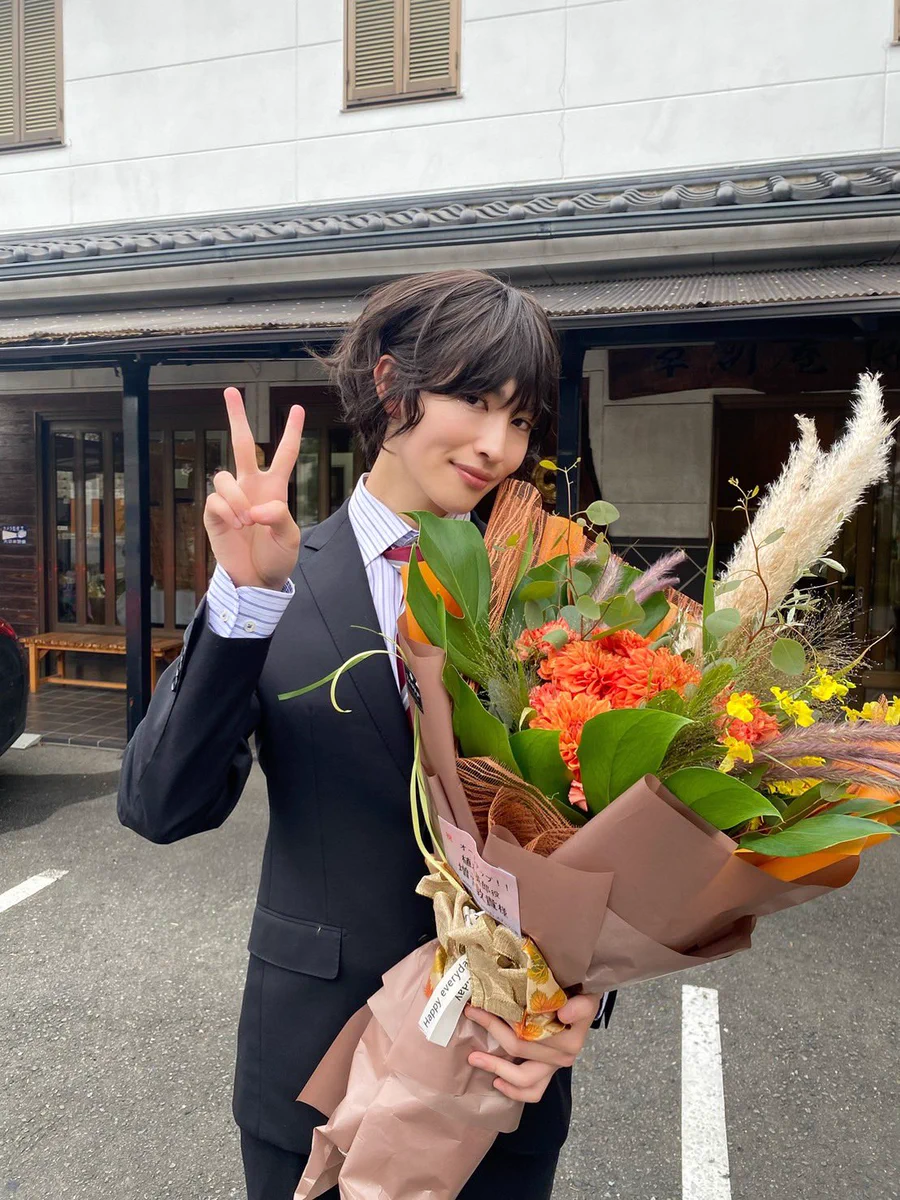 男性が女性に、女性が男性に見えた芸能人の画像トピ