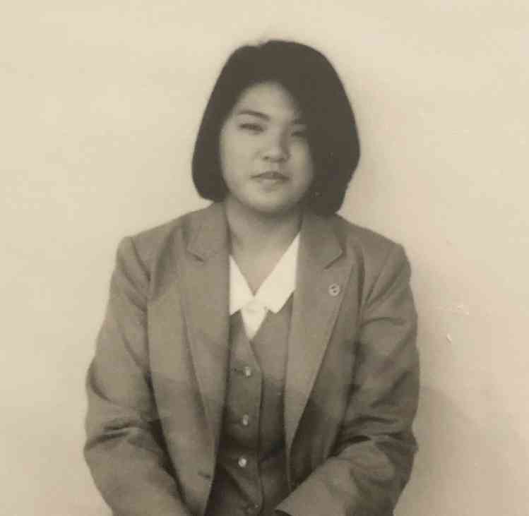 “奇跡の60歳”女性、年齢と見た目が合わなすぎて「入国審査は必ずストップかかる」