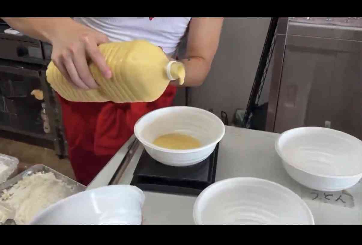 麻布十番まつりの食中毒はサルモネラ属菌と断定　「割烹こめを」に7日間の営業停止命令　こめおは謝罪