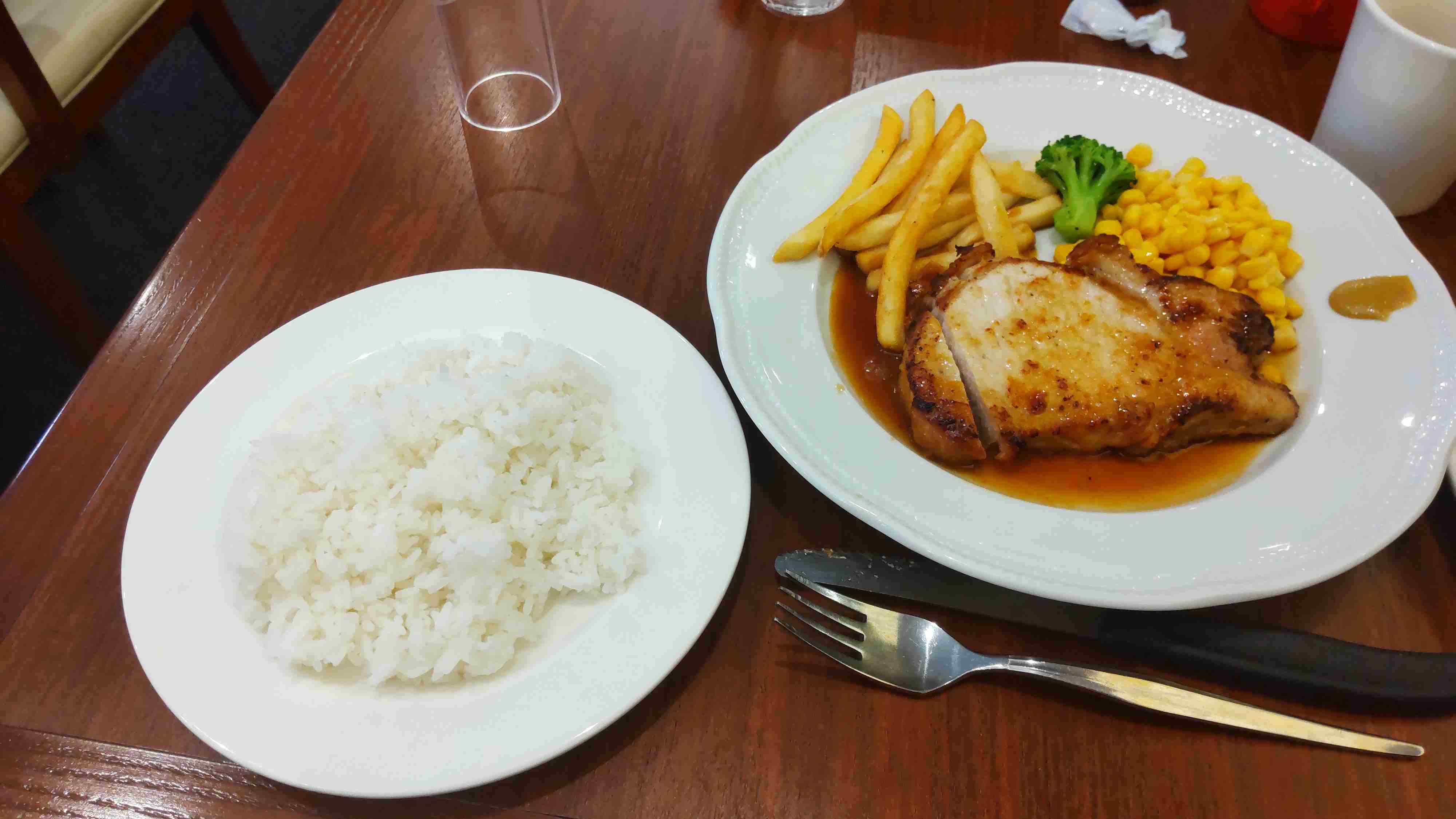 皆さんのフォルダに入ってる美味しそうな写真見たい。