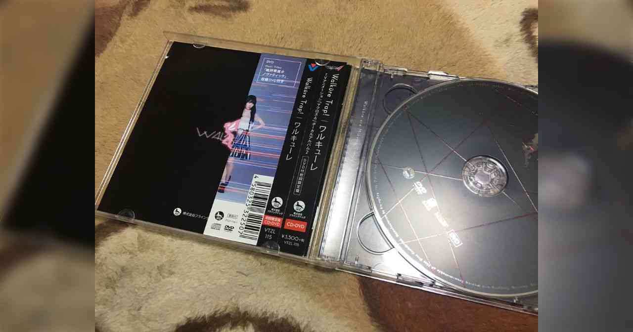 CDの帯どうしてますか？