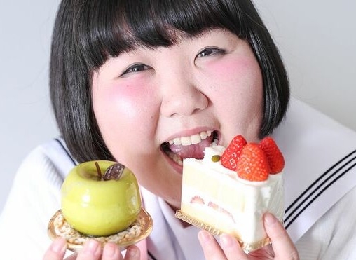 マッチョ100人が選ぶ「太りにくい外食チェーン」 1週間食べ続けた“彦摩呂の体重”に驚き