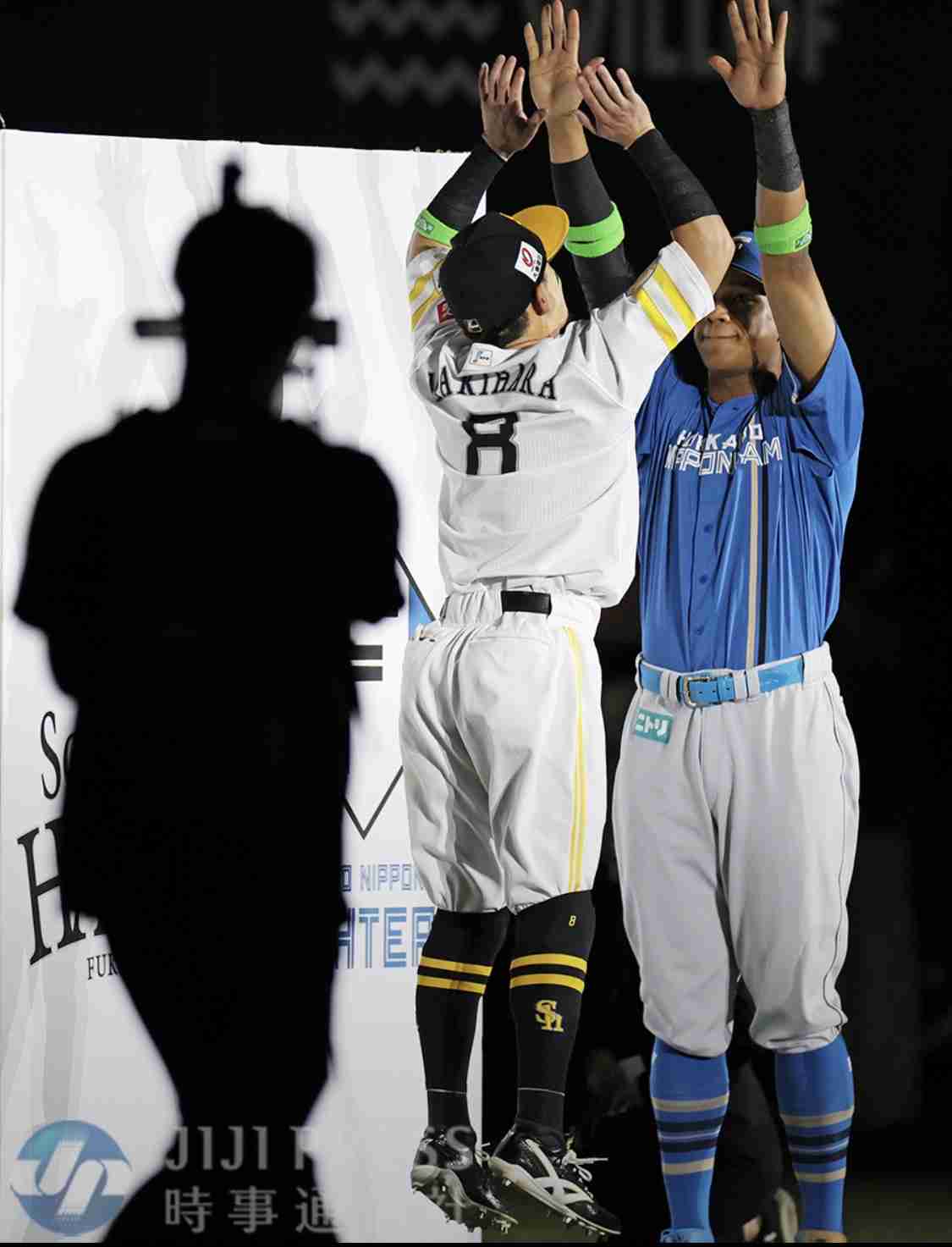 日本ハム・新庄監督にささやかれる限界説 「優勝宣言」から一転、突きつけられた現実