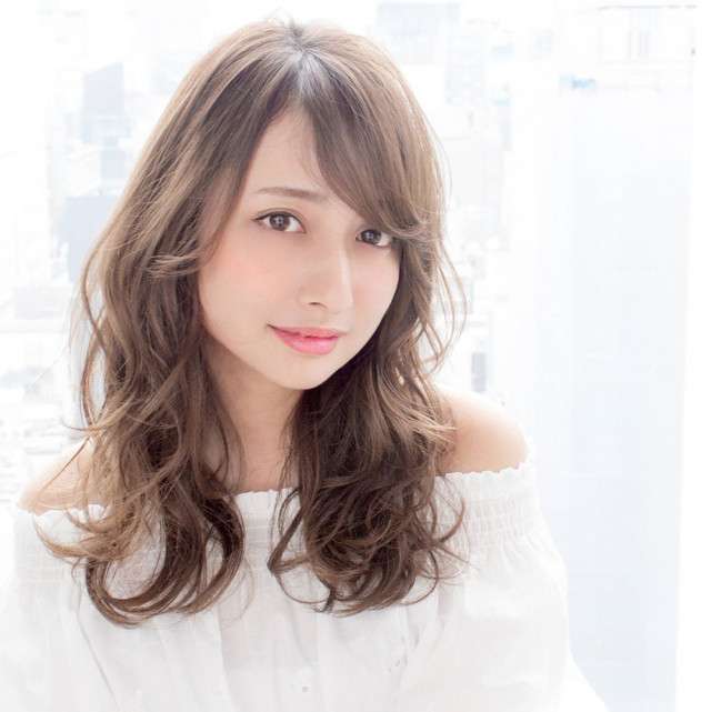 中顔面(目から下)が長いタイプの面長さんと語りたい【情報交換】