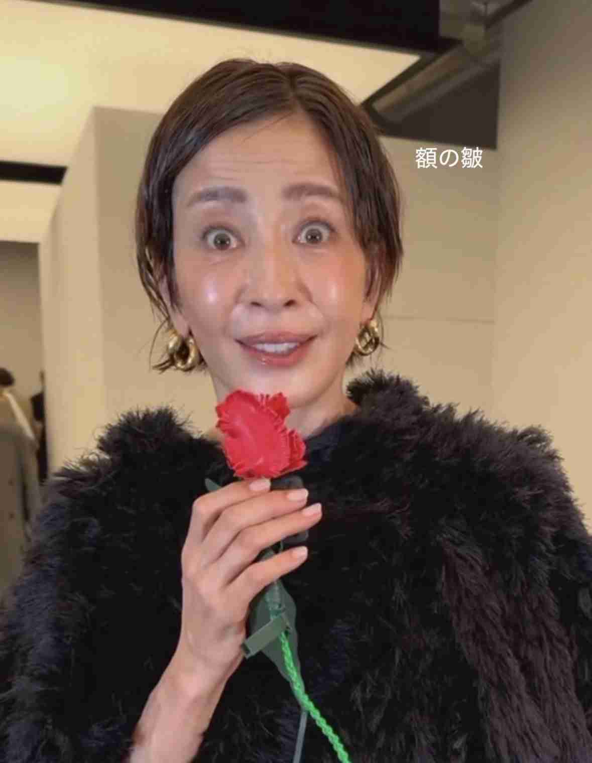 「別人かと」宮沢りえ、雰囲気ガラリの近影に驚き タトゥー丸出し“肩紐ずり落ち”ドレスから一転