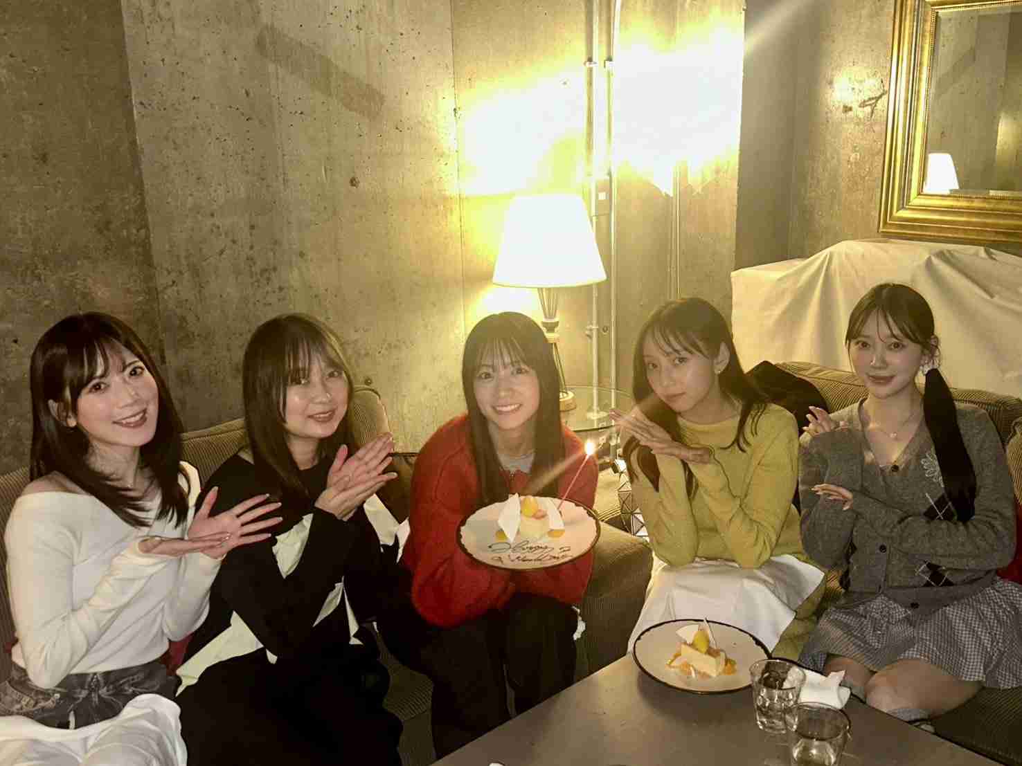 芸能人の集合写真を貼るトピ