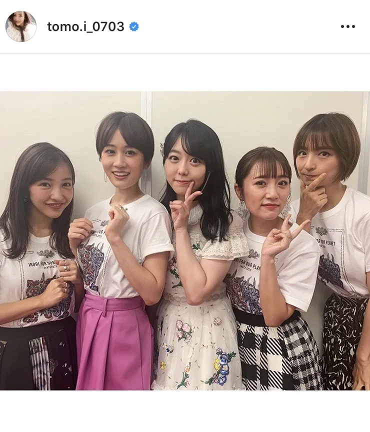 芸能人の集合写真を貼るトピ