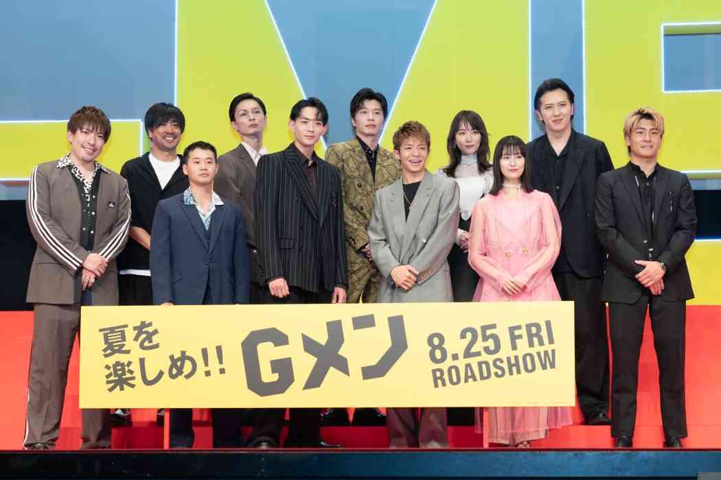 芸能人の集合写真を貼るトピ