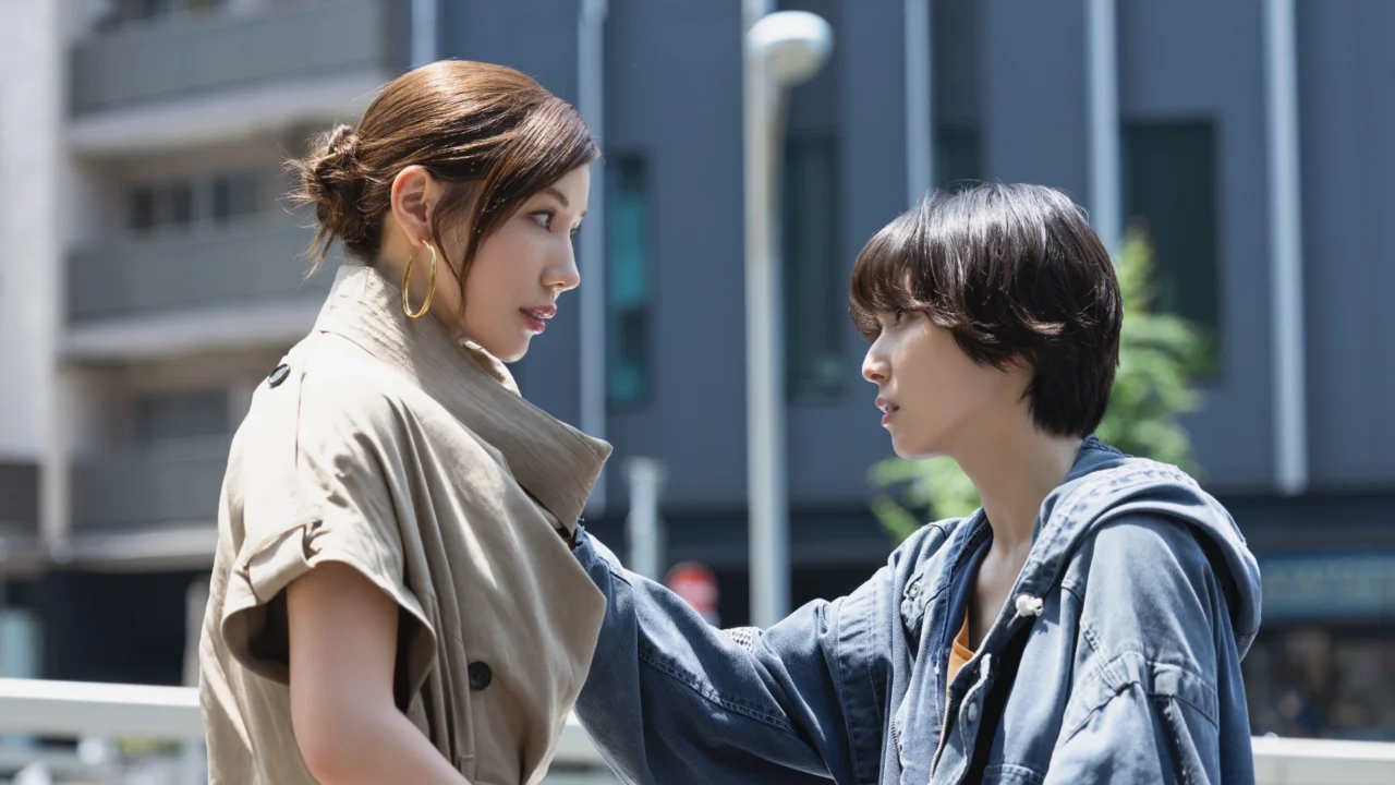 「整形総額1000万円超」元トップアイドルが本人役で『ダウンタイム』出演　兒玉遥に「気付かなかった」「やっぱり」の声