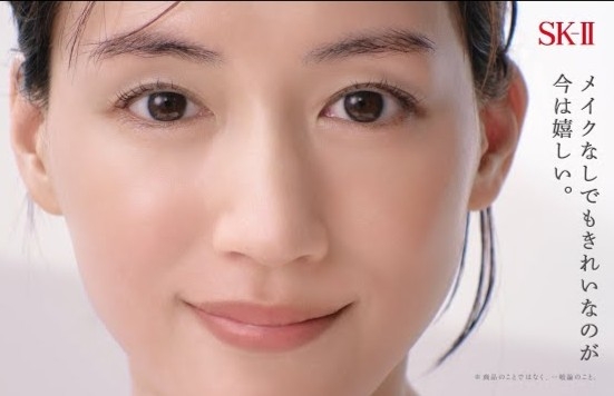 芸能人の「驚きのすっぴん公開」って、どこまで信じてますか?