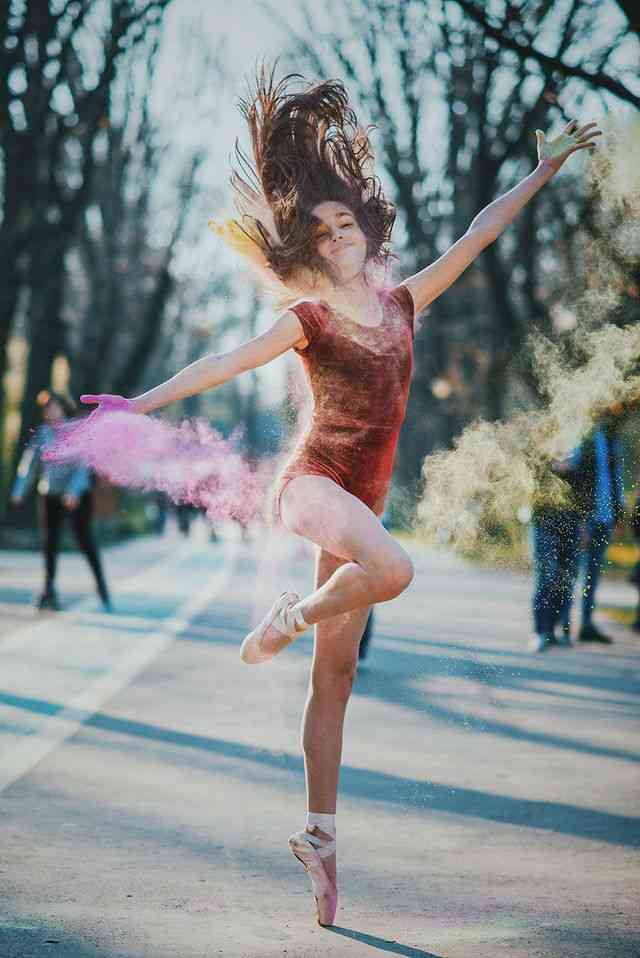 踊る画像集まってくれん？