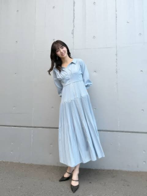 永野芽郁 かわいすぎる“膝上20cm”超ミニスカで繁華街に降臨…「元ナンバーワンキャバ嬢役」で開く新境地