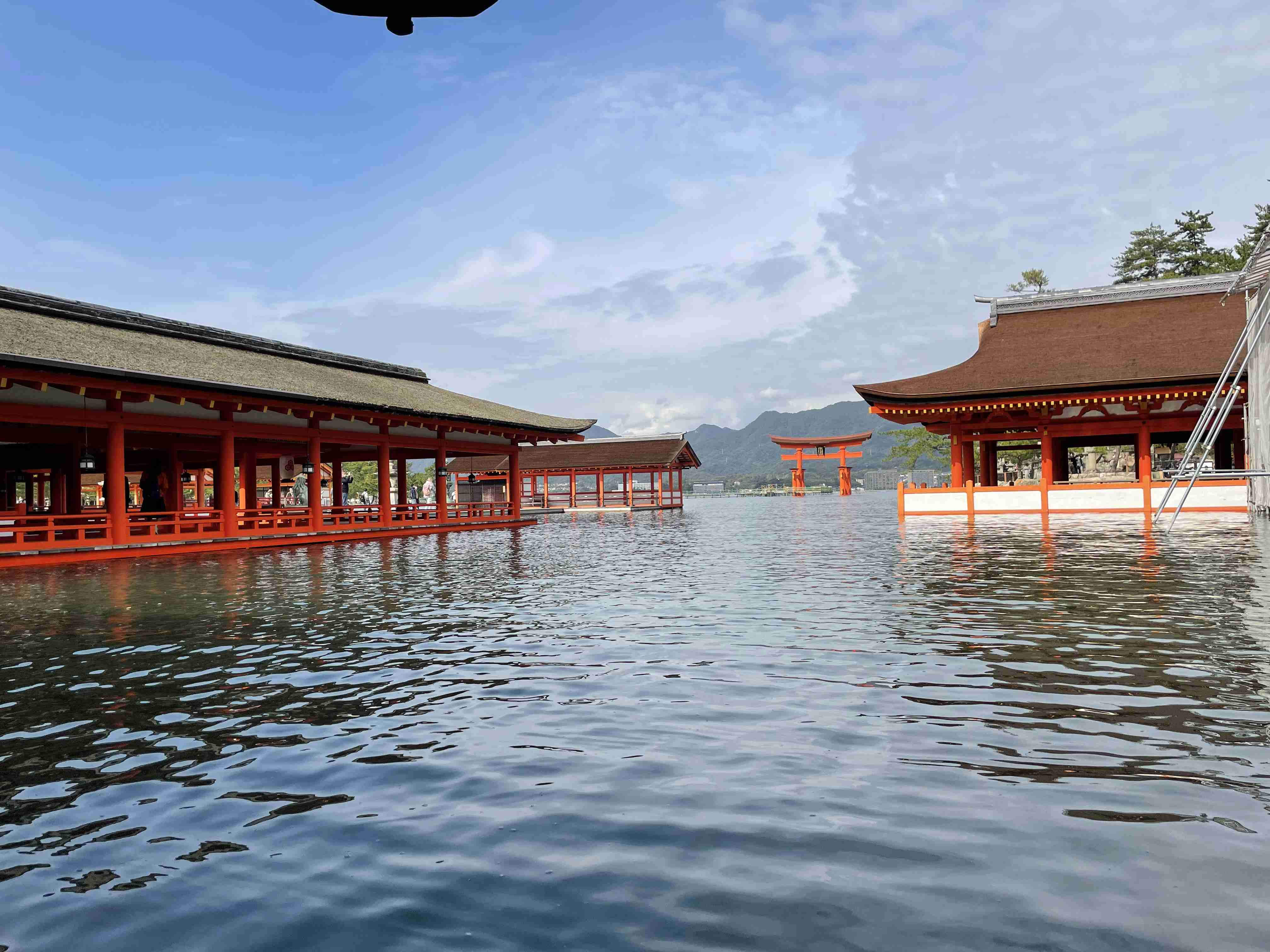 10月に旅行の予定がある方〜！