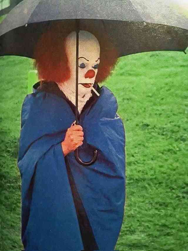 雨が憂鬱な人