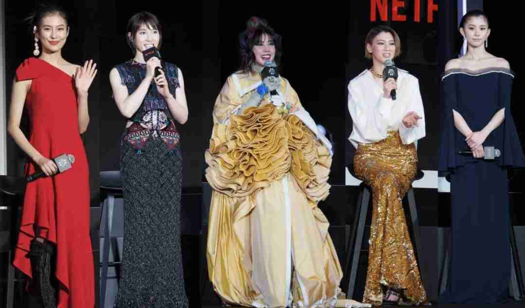 女優の舞台挨拶衣装を貼るトピ Part9