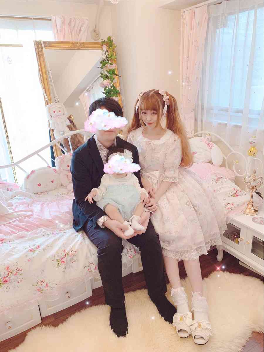 【平成に流行】「将来は絶対こんな部屋に住むって思ってた」天蓋付きベッドとピンク尽くしの姫系家具…2011年のニッセンカタログが“現代のお姫様方”に刺さった理由