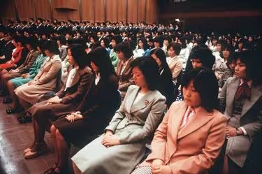 昭和や昔はカラフルだった?