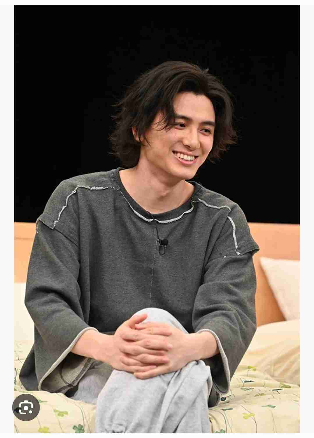 「写真どーしたー!?」 藤井風、免許証公開でネット騒然「なんでこんなに…」「イカついけど男前だわ」