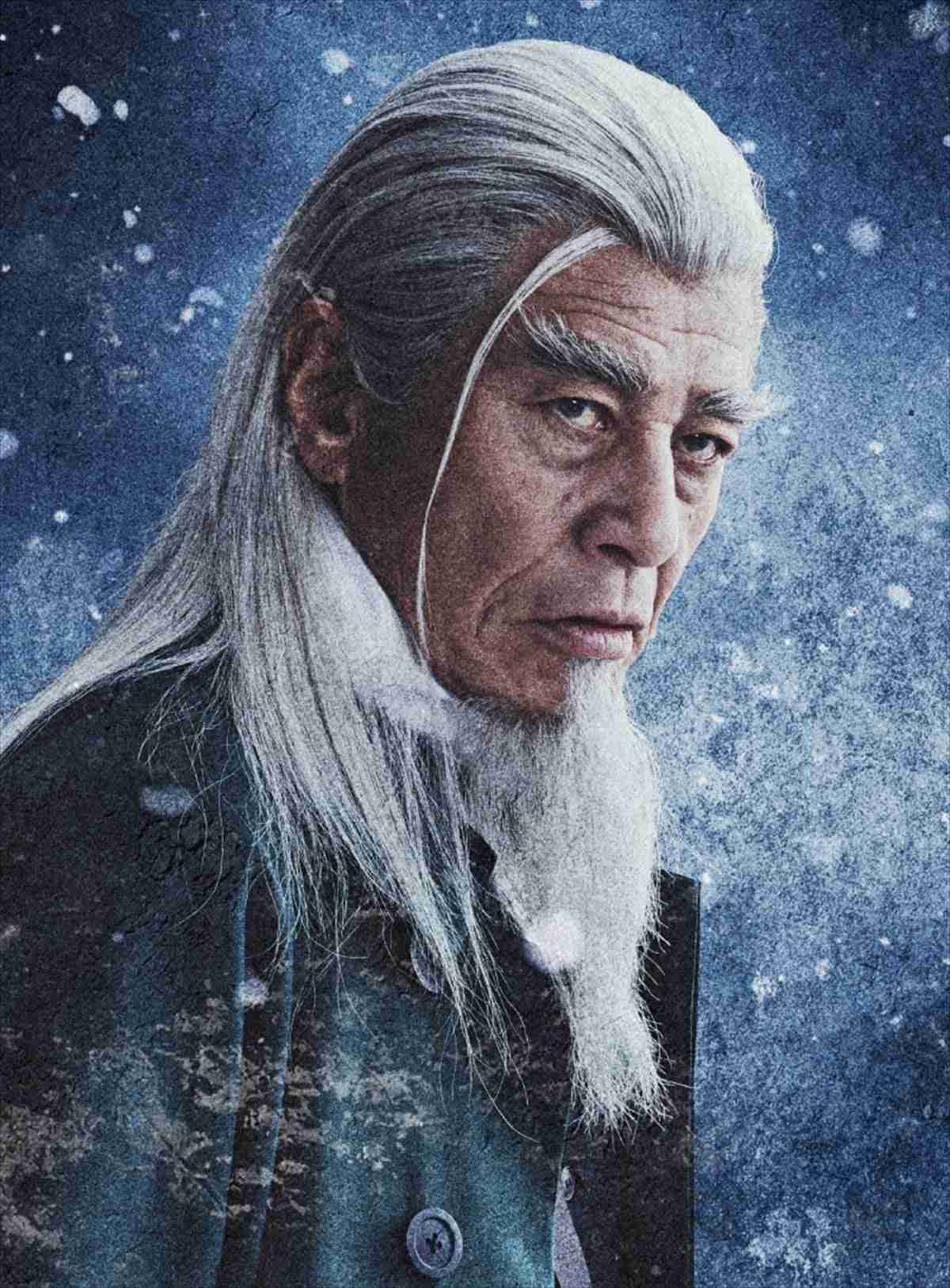 「70過ぎたらシワないと気持ち悪いだろ」76歳・舘ひろし〝自然体〟のアップ写真に「変わっていい」「変に整形するより…」の声