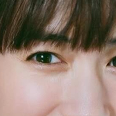 顔の一部分だけで有名人を当てるトピ part2