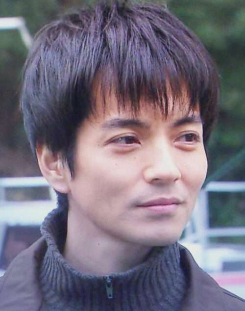 沢村一樹の次男・野村康太「小顔過ぎる」「何頭身?」身長184cmの抜群スタイル「まじでカッコいい」TGC登場で大歓声