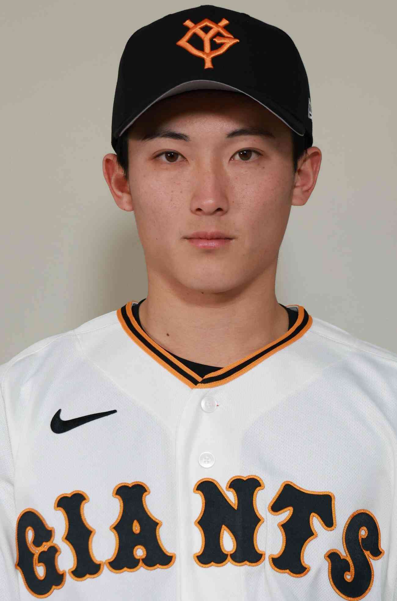 巨人・浦田俊輔、熱愛報道の齊藤なぎさから「女性の連絡先全削除」要求を飲むも…インスタでフォローし続ける“5人の女性”