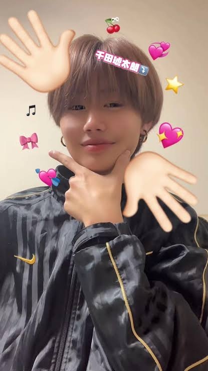 9月結成したばかりの男性8人組アイドル メンバーの17歳元ジュニア・千田琥太朗の喫煙&無免許運転疑惑が拡散され謝罪