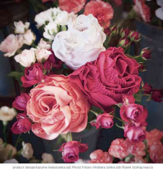 丸めるとバラの花に見えるブラ&ショーツが可愛い件