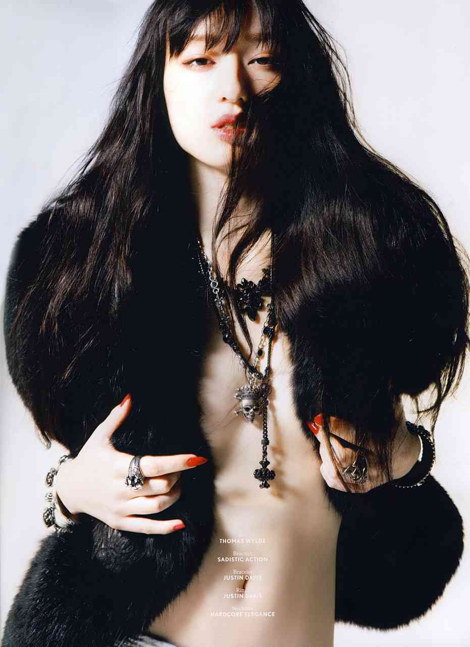 栗山千明に熱愛発覚！“ミスチル桜井和寿似”のイケメンデザイナーと同棲中