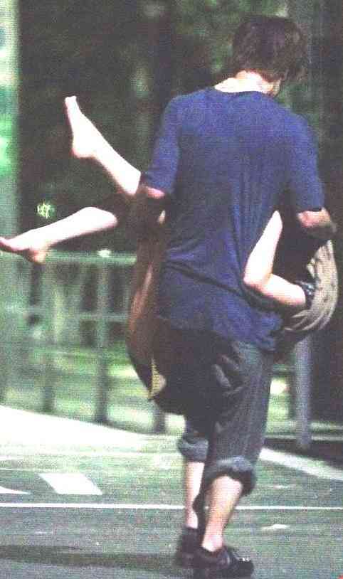 前田敦子&大島優子にそっくり!奇跡の美少女小学生「佐々木莉佳子」が話題に