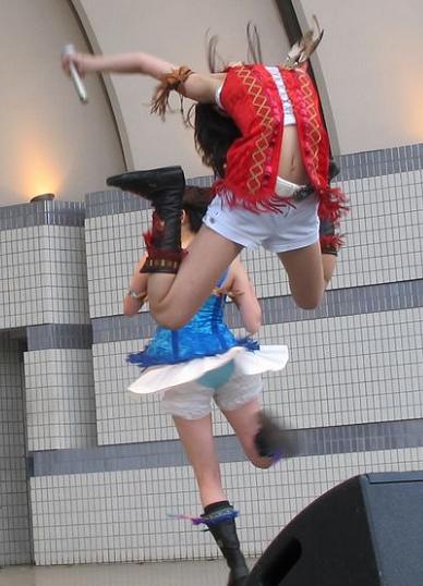  ももいろクローバーZがFNS歌謡祭で紅白の宣伝ｗｗ