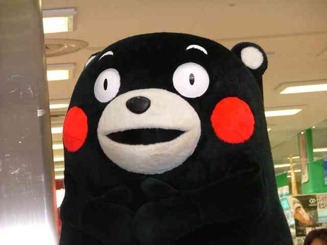 熊本県のご当地キャラ『くまモン』が全国展開！「本来の使命を見失っている」と話題に