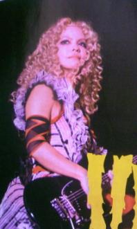 hyde(43)の女装をご覧ください
