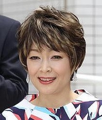 財前直見「子供のため…」豪邸を出て郷里で新生活へ