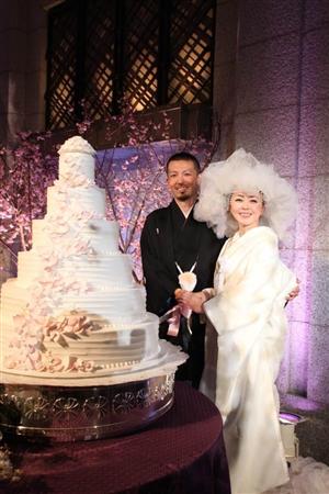 熊谷真実、53歳バースデー挙式に大感激「2人で力を合わせて、笑いの絶えない明るい家庭を築いていきたい」