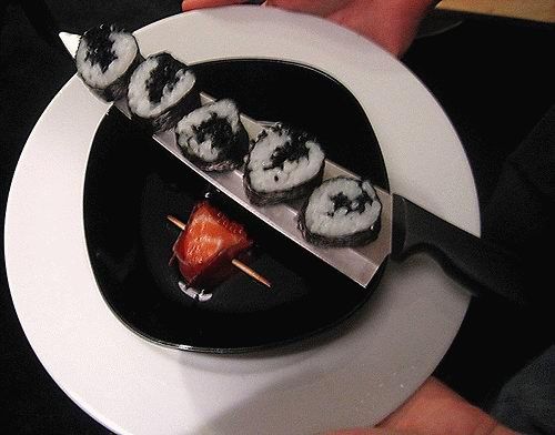 外国人が作った「寿司」が奇抜すぎる件
