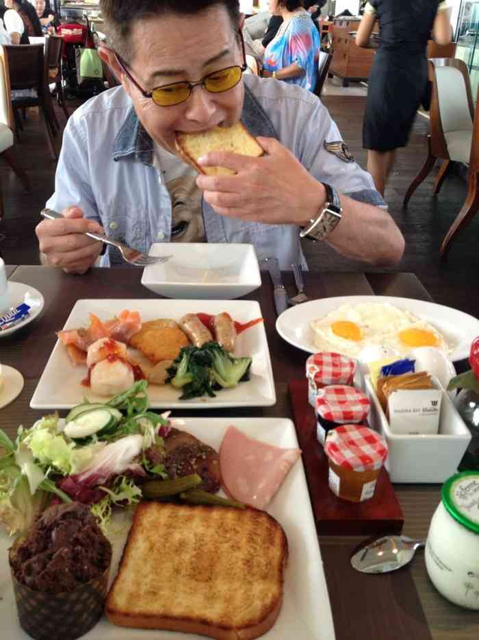加藤茶のシンガポール旅行記ブログがヒドイwww