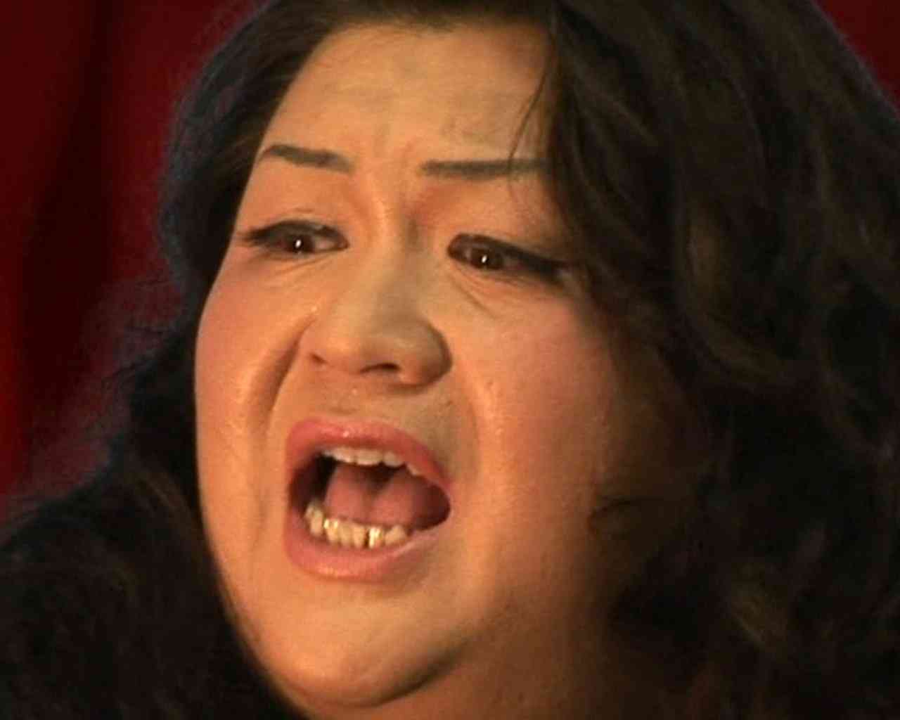 前代未聞！麻倉ケイト“ニューハーフの花嫁モデル”が話題に