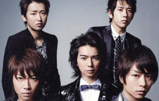 櫻井翔と相葉雅紀が『VS嵐』でまさかのキス！その真相は…