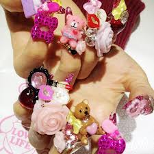 浜崎あゆみのネイルがさらに進化　製作過程を公開