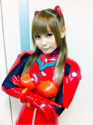 ももちこと嗣永桃子の綾波コスが絶望的に似合っていない件…