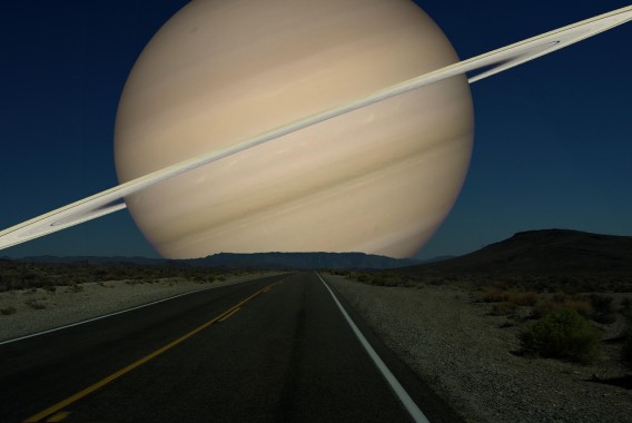 太陽系の惑星が月と同じ位置にあったら地球からどうみえるか？を視覚化した映像